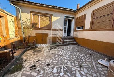 Casa cu 5 camere, 777 mp teren la MOLDOVA VECHE, ideal casa de vacanta - 8