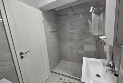 Garsoniera premium 2025 | Prima inchiriere | Complex cu piscine | 7 min Metrou B - 8
