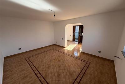 Casa BCA de vanzare in Unirea Odobesti pret 70.000 Euro - 8