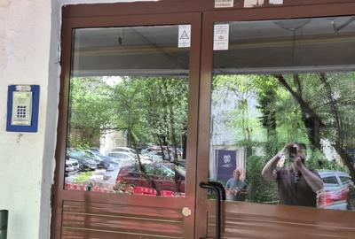 APARTAMENT 3 CAMERE DE VANZARE GORJULUI - 18