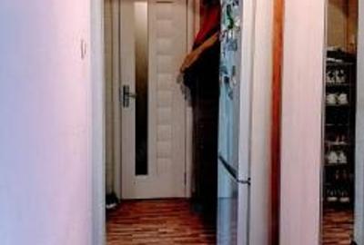 Apartament 2 camere decomandat centrala proprie bloc reabilitat Drumul Taberei - 3