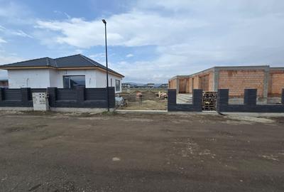 Casă premium de vânzare în Cristian, Brașov – 3 dormitoare, teren 560 m² - 2