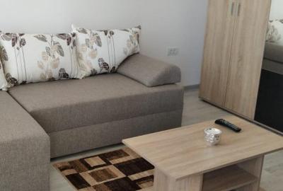 Garsoniera decomandata Colosseum Residence // Langa Penny Market - 1