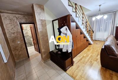 Apartament 3 Camere Zona Cetate, cu Scara Interioara - 3