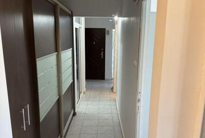 Apartament 3 camere decomandate zona Tomis 3 - 4