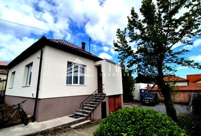 Casa individuala de vanzare,  cu teren de 400 mp in Andrei Muresanu - 16