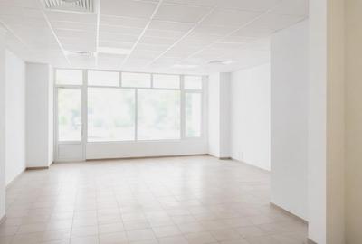 Spatiu comercial, 74 mp, 2 intrari, vitrina, zona strazii Louis Pasteur - 1