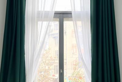 Spatiu Birou de Inchiriat  Metrou Universitate 27 MP Paza 24/7 - 2