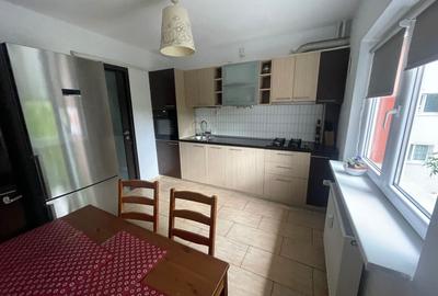 Apartament cu 3 camere de închiriat - 7