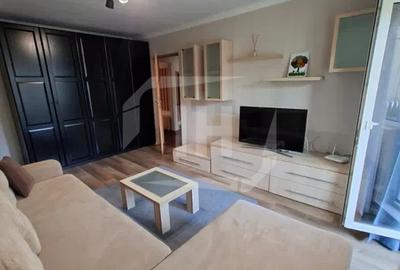 Apartament cu 3 camere decomandat, mobilat în Zorilor