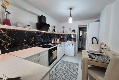 Casa cocheta la cheie, central Dezmir - 7