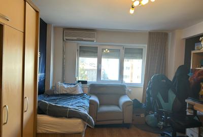 Vand apartament cu 3 camere Centrul Civic, Strada Toamnei - 5