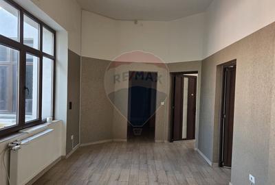 Casă D+P+E+M | 816 mp utili, 5 locuri parcare, Regina Maria - 2