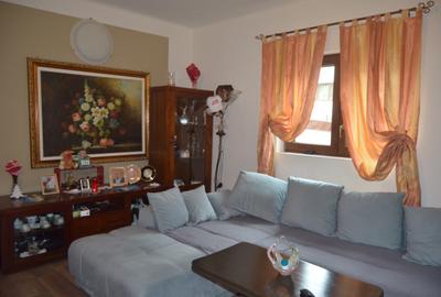 Apartament cu trei camere  in vila  ,Busteni - 4
