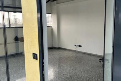 Spațiu Birouri sau | zona 2 cocoși | sector 1 | 3' metrou Străulești - 5