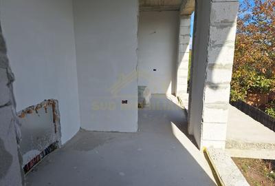 CASA P+1+M-185 MP -5 CAM-4 BAI-METROU BERCENI - 43