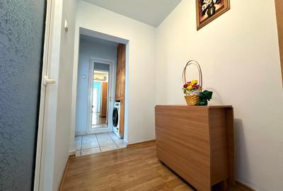 Apartament 3 camere, etaj intermediar - 12