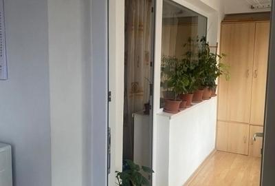 Etaj 2 Ap 2 Camere Decomandat 65mp zona Bulevard Poitiers - 3
