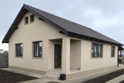 Casa Individuala Parter,Sanmihaiu Roman,3 Camere,Toate Utilitatile - 1