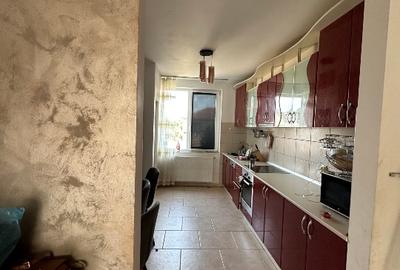 Casa situată în spatele primăriei aproape de centru - 1