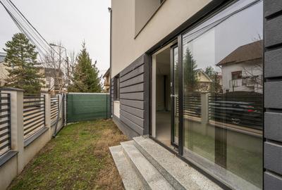 Casă cu 5 camere în Păcii