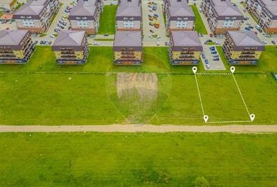 Teren intravilan 1.276 mp de vânzare – Sanpetru, Str. Drumul cu Plopi - 5
