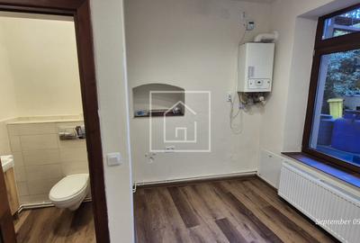 Spațiu comercial renovat, vitrine stradale, ultracentral Sibiu - 7