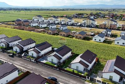 Casă premium pe parter | 4 camere | Complet nouă | Teren 400 m - 28
