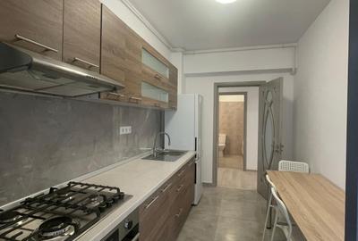 Apartament 3 camere, 70mp, centrala termica, poziție excelentă