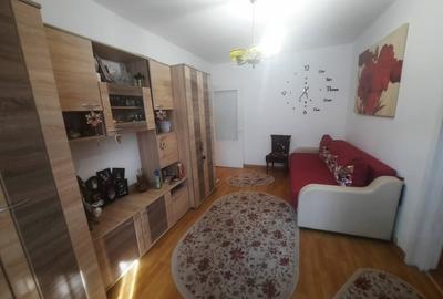 Apartament 2 camere, etajul 2/4, zona Alexandru cel Bun - 1