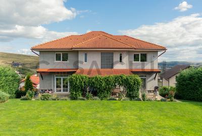 Casă invididuală de vânzare, 250mp utili, 2000mp teren, Campenești! - 1