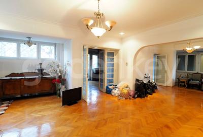 Vila impozanta D+P+1 | 10 camere, 6 bai | 500mpc - 2