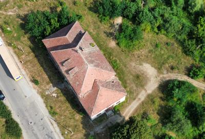 Clădire locuințe  pentru muncitori 2126 mp- direct de la proprietar! - 3