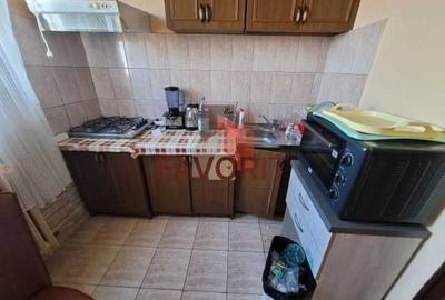 Etaj intermediar. Disponibil imediat . Zona excelenta - 6