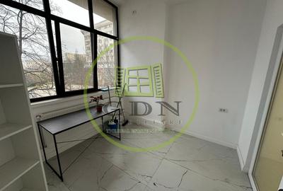 Spatiu de birou, 10mp, pretabil birou, Zona Teatrul National Marin Sorescu - 2