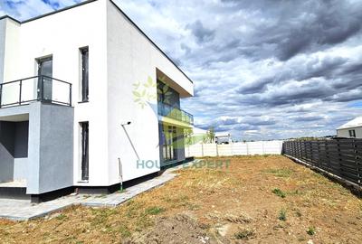 Casă individuală cu 5 camere în Corbeanca