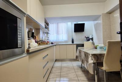 Casa de Cultura - apartament 4 camere deosebit , spatios - 8