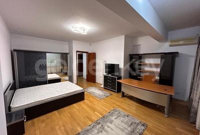 Apartament mobilat cu 4 camere langa parc - 8