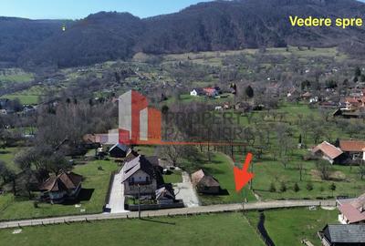 Teren  1.742 mp Bran Predeluț  | utilități | 21 m front stradal - 4