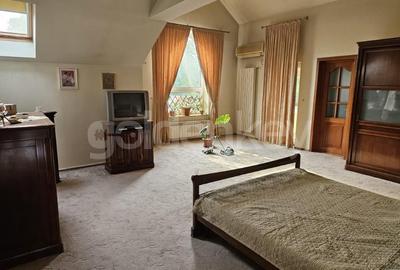 Vila individuala cu 8 camere | piscina | 2 garaje | 888mp teren - 25