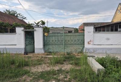 Casă individuală cu 4 camere în Cheresig