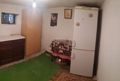 2 Camere la curte - 10