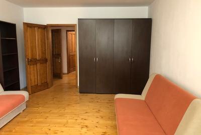 Chirie ap.1 camera , decomandat, amenajat-zona Lic.Unirea-la 10 min de UMF - 1