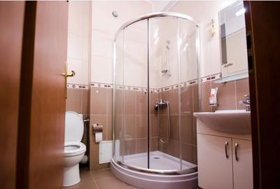 Mamaia, central, 3 camere decomandate lux, 130 mp - 3