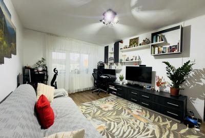 Apartament cu 3 camere decomandat, mobilat în Aradului