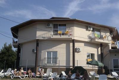 Afacere la cheie - pensiune in incinta lacurilor sarate din Ocna Sibiului - 1