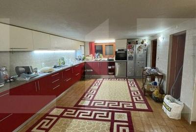 Casa cu 4 camere, 210 mp utili, teren cu 350 mp, Dambul Pietros - 2