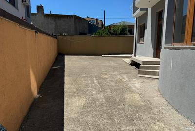 Vânzare/Inchiriere Azil Modern în Techirghiol - Parter + 3 Etaje - 15