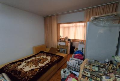 Vanzare Apartament 2 Camere Decomandat Rahova -Ferentari Centrala Termica - 1
