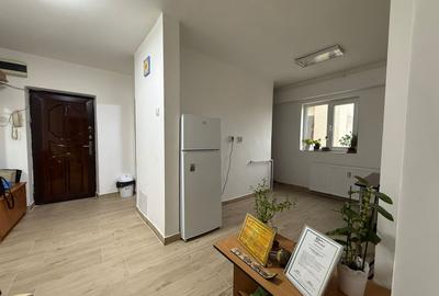 Apartament cu 3 camere decomandat în Calea Călărașilor